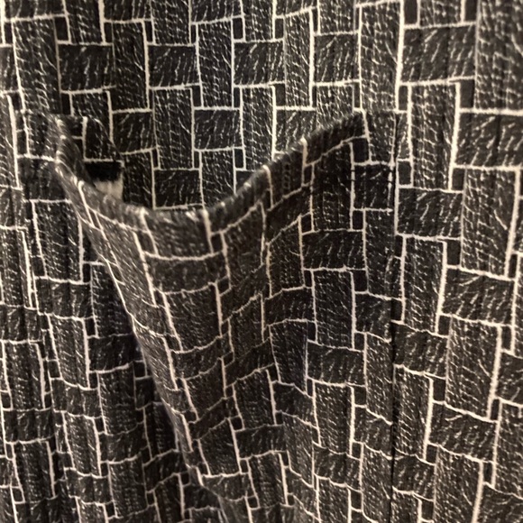 LuLaRoe Cardigan Duster Open Front Women’s Small Black Silver. - Picture 3 of 5